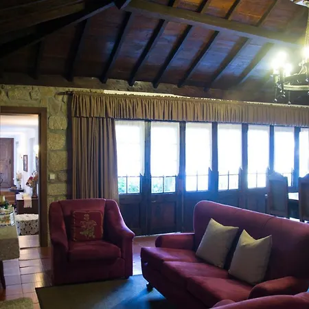 Casa De Santa Comba *